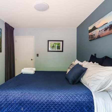 Auckland City Escape Modern Home With Spa Pool Exteriör bild
